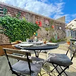 Maison Renovee, Loft Artiste, Brem Sur Mer, 3 Pers, Wifi - Fr-1-231-336 펜션