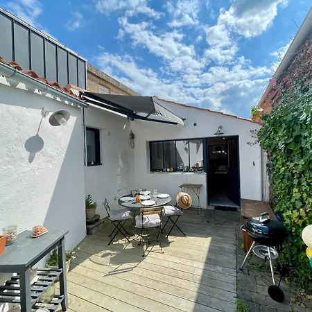 Maison Renovee, Loft Artiste, Brem Sur Mer, 3 Pers, Wifi - Fr-1-231-336 Ferienhaus *